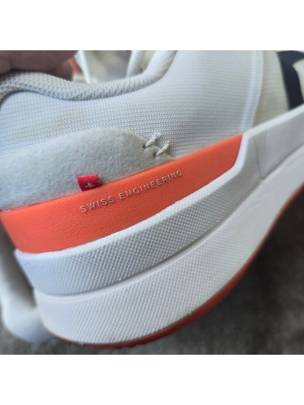 On Running The Roger Pro 2 Tennis Shoes Womens US 9.5White Flame Sneaker - Picture 3 of 7